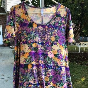 LuLaRoe Perfect T